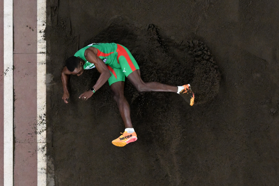 他获得季军, 锦标赛男子 他获得季军, 锦标赛男子