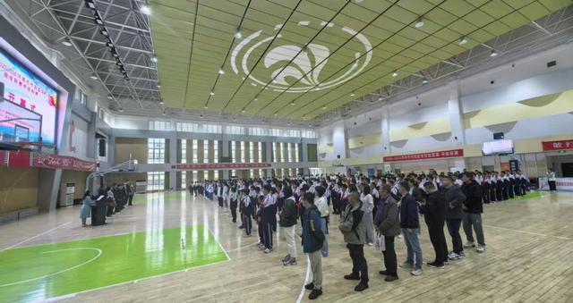 延续, 现学校的文, amp